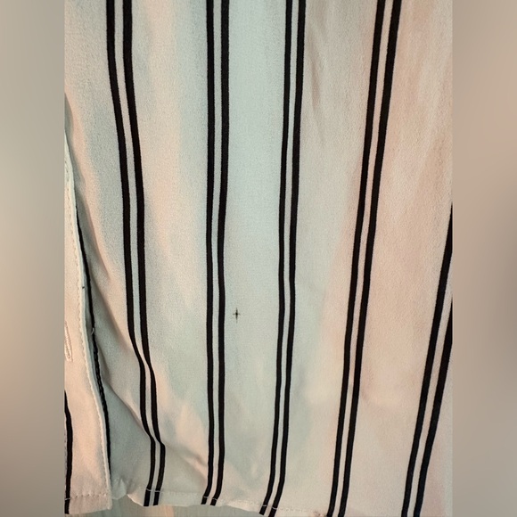 Torrid White and Black Striped Blouse size 0 - Picture 2 of 5